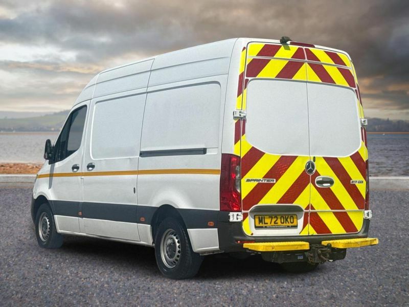 Mercedes-Benz Sprinter 2.0 317 Cdi Progressive Rwd L2 H2 Euro 6 S S White #2