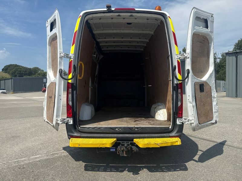 Mercedes-Benz Sprinter 317 Cdi Progressive Panel White #9