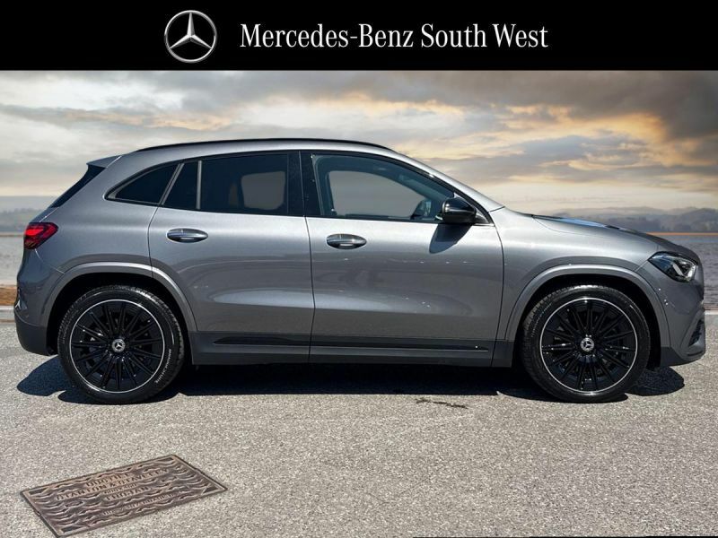 Mercedes-Benz GLA Class Suv Grey #3