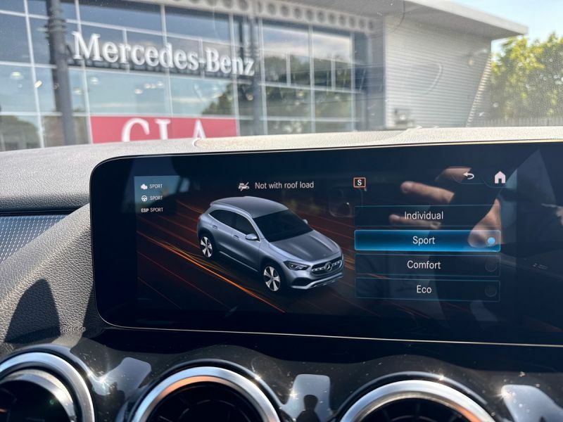 Mercedes-Benz GLA Class Amg Line Black #37