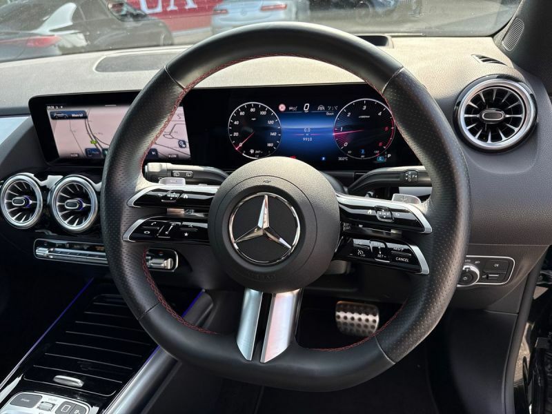 Mercedes-Benz GLA Class Suv Black #6