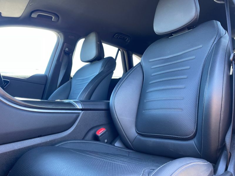 Mercedes-Benz GLC Class Suv Black #36