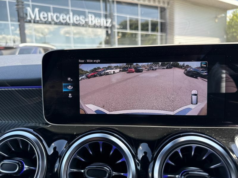 Mercedes-Benz GLB Class 200 Amg Line Executive Blue #28