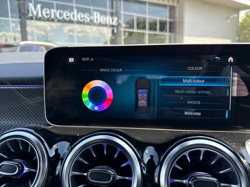 Mercedes-Benz GLB Class 200 Amg Line Executive Blue #27