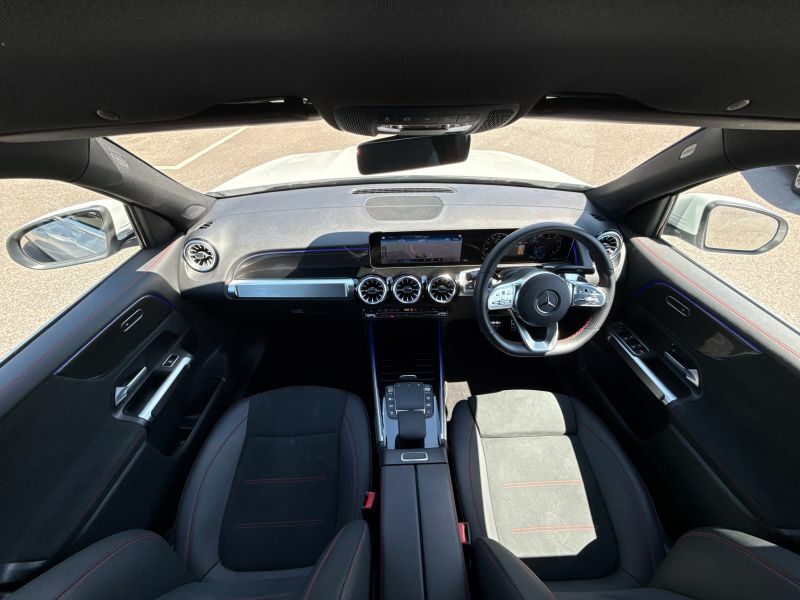 Mercedes-Benz GLB Class 200 Amg Line Executive Blue #7