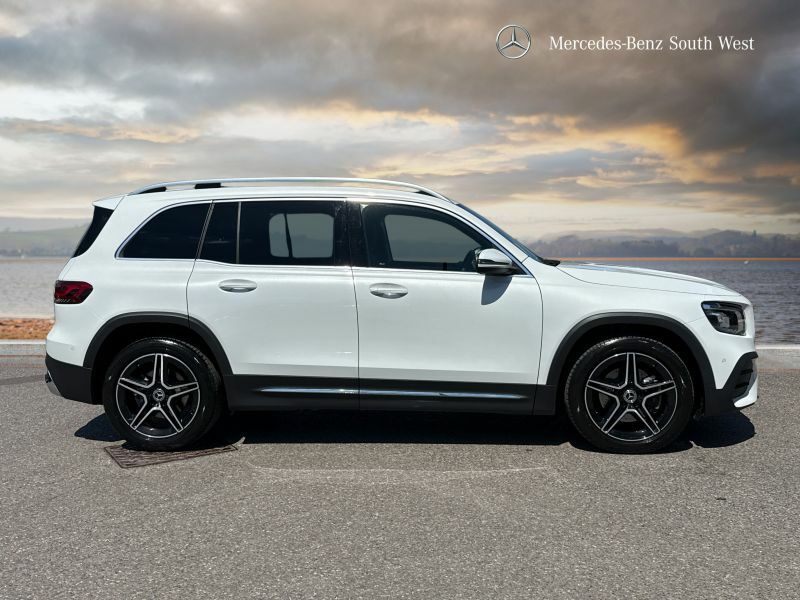 Mercedes-Benz GLB Class Glb 200 Amg Line Executive A White #3