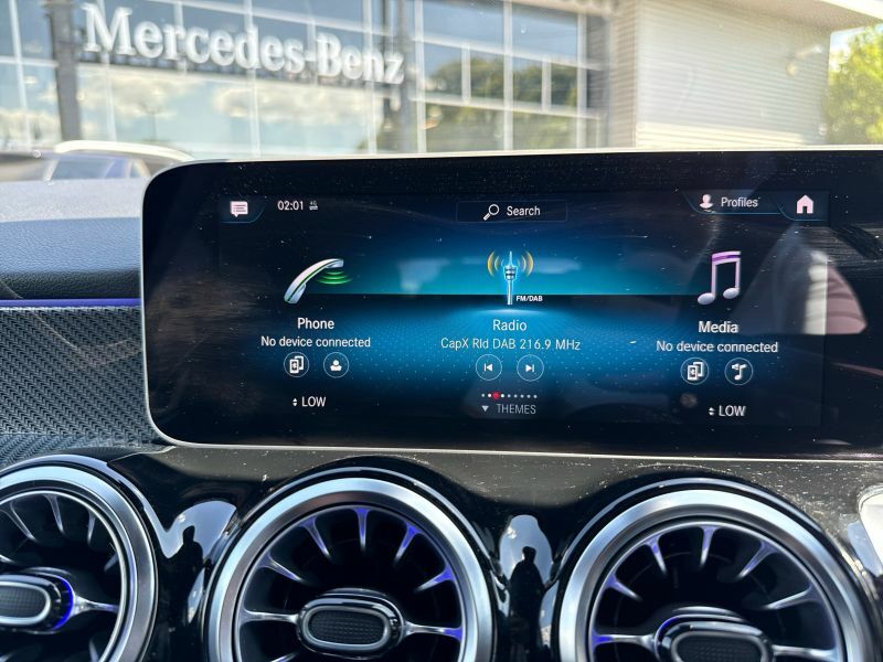 Mercedes-Benz GLB Class 200 Amg Line Executive Blue #26