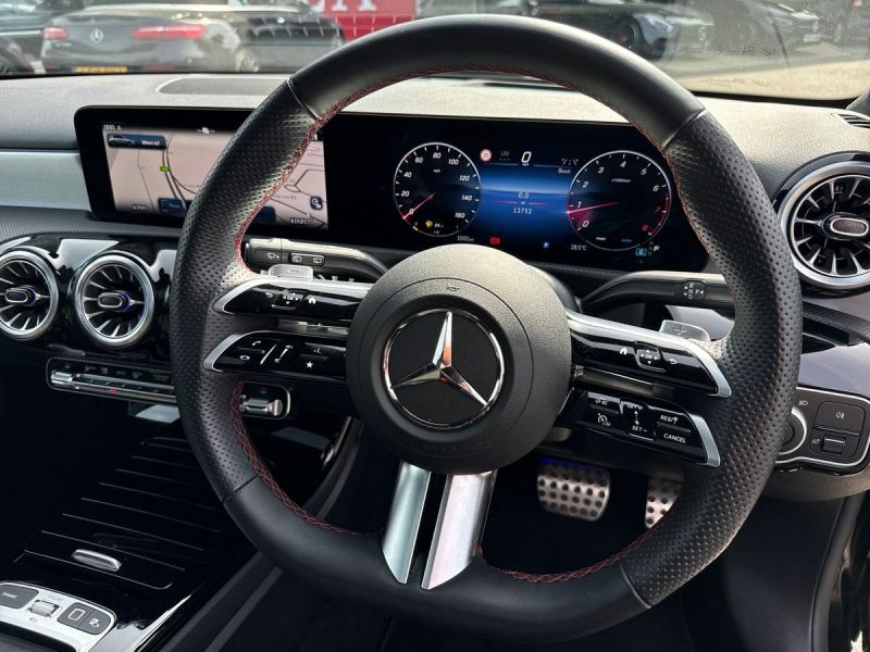 Mercedes-Benz A Class A200 Amg Line Executive Black #6