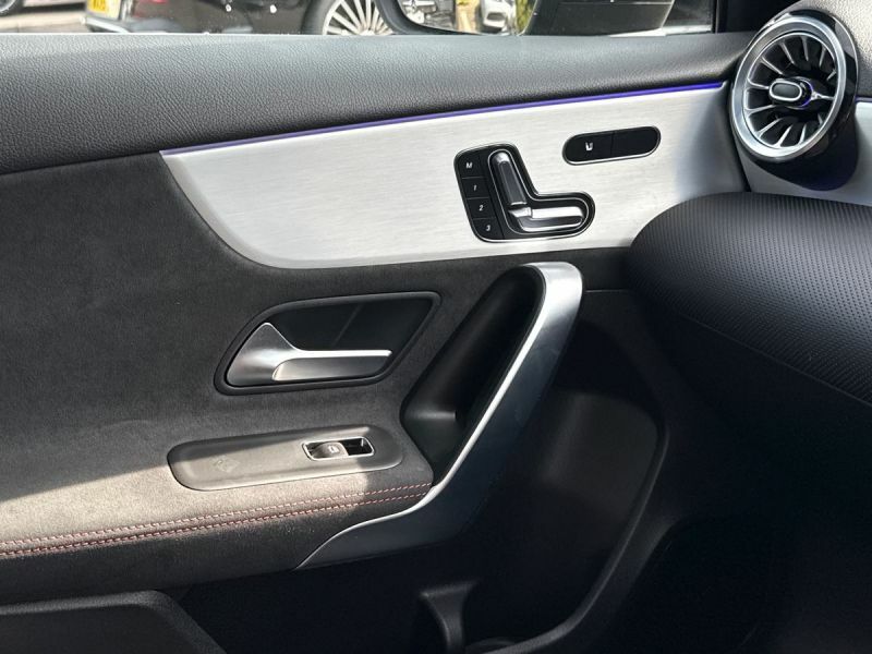 Mercedes-Benz A Class A200 Amg Line Executive Black #20