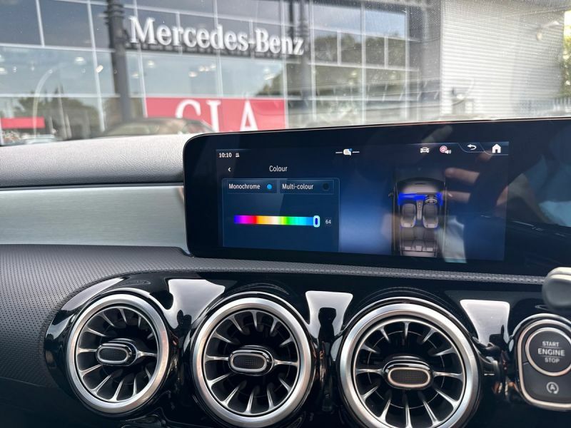 Mercedes-Benz A Class A200 Amg Line Executive Black #31