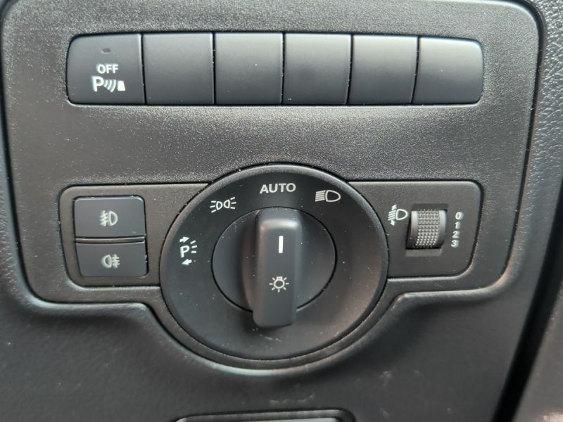 Mercedes-Benz Vito Pro White #29