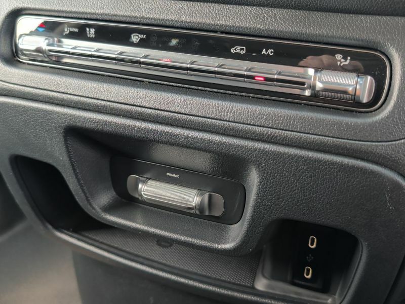 Mercedes-Benz Vito Pro Black #29