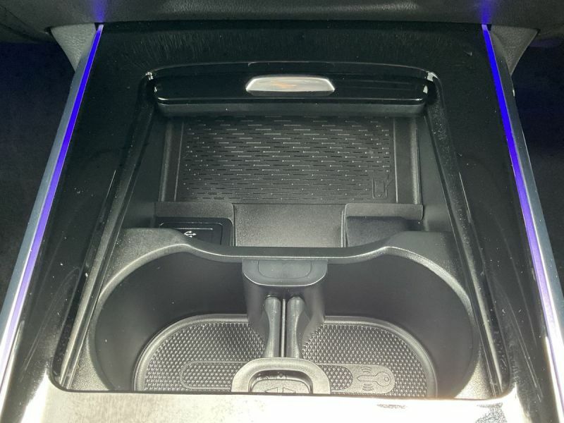 Mercedes-Benz GLB Class Glb 220D 4Matic Amg Line Executive 8G-tronic White #33