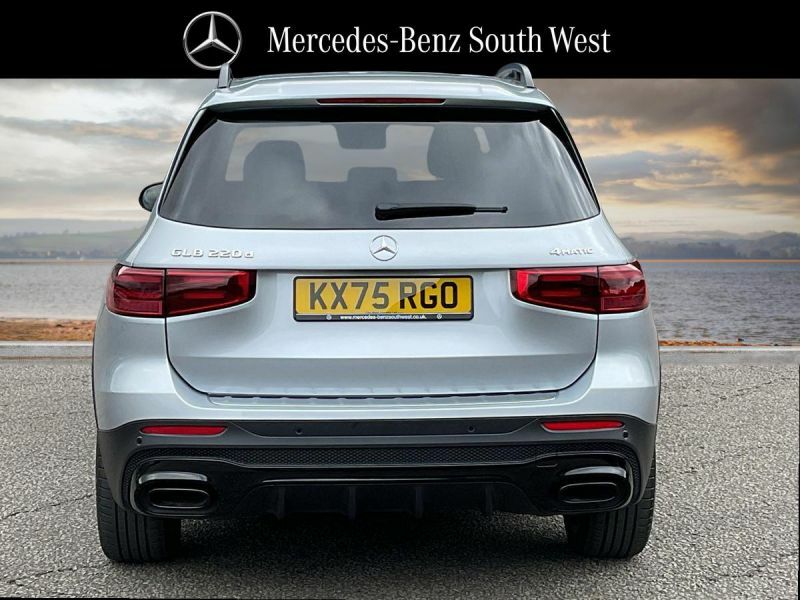 Mercedes-Benz GLB Class Glb 220D 4Matic Amg Line Executive 8G-tronic White #12