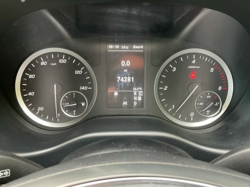 Mercedes-Benz Vito 2L Progressive White #23