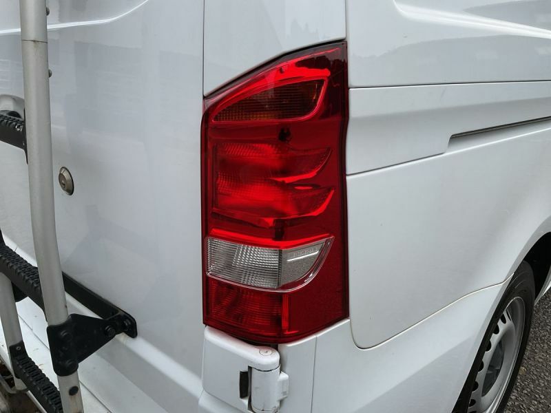 Mercedes-Benz Vito 2L Progressive White #14