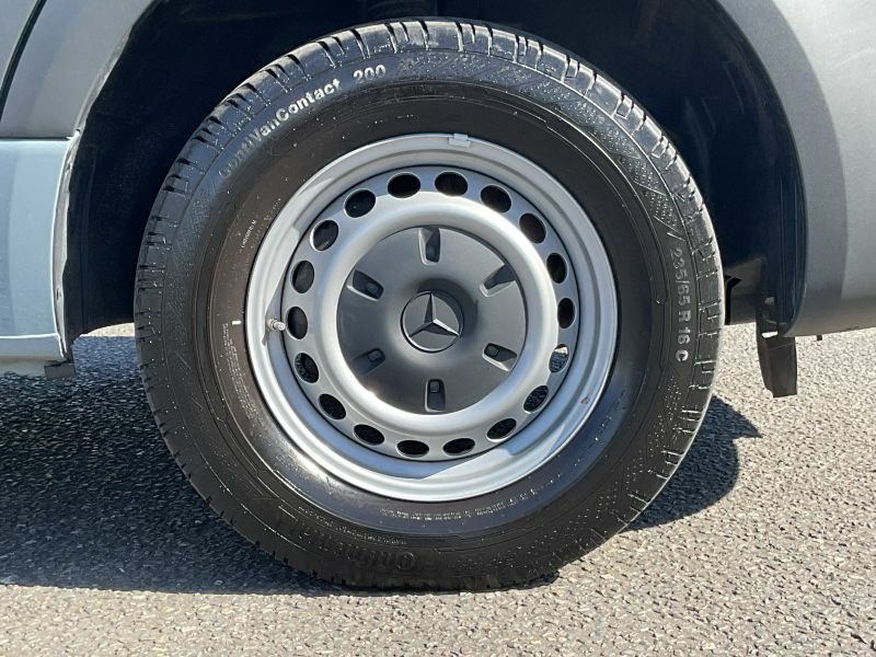 Mercedes-Benz Sprinter 2.0 315 Cdi Pro G-tronic Rwd L3 H2 Euro 6 S S Blue #4