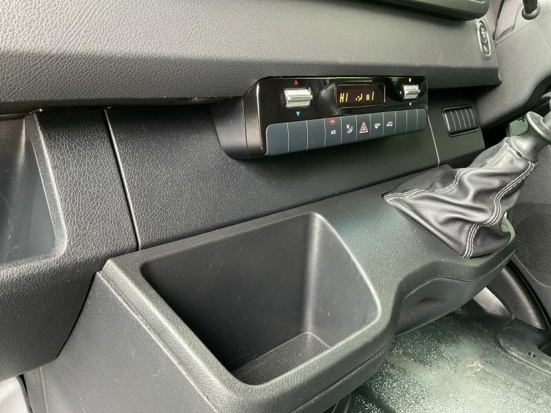 Mercedes-Benz Sprinter 2L 2.0 315 Cdi Premium Panel Van Silver #37