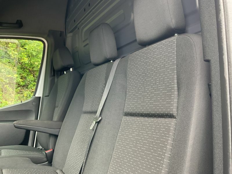 Mercedes-Benz Sprinter 2L 2.0 315 Cdi Premium Panel Van Silver #41