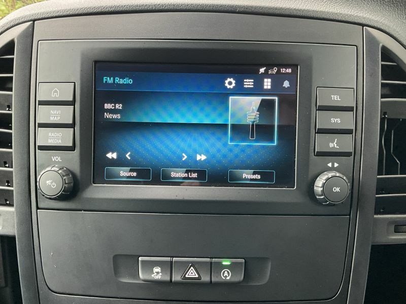 Mercedes-Benz Vito Minibus Black #8