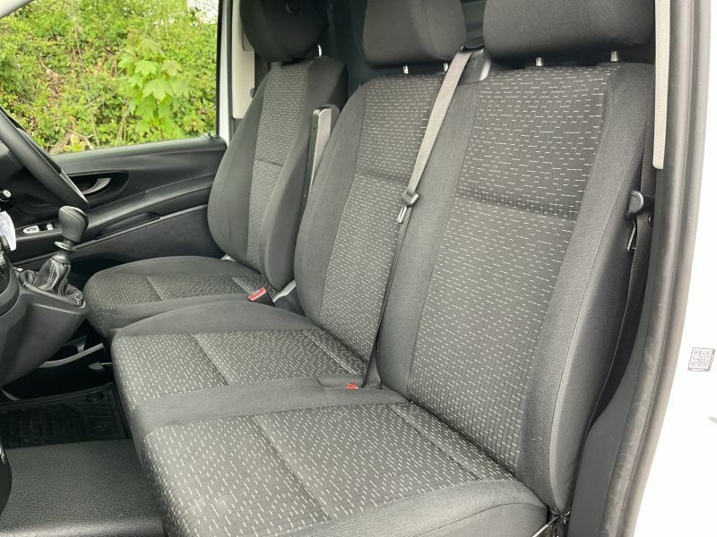 Mercedes-Benz Vito Minibus Black #10