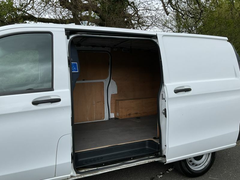 Mercedes-Benz Vito Minibus Black #35