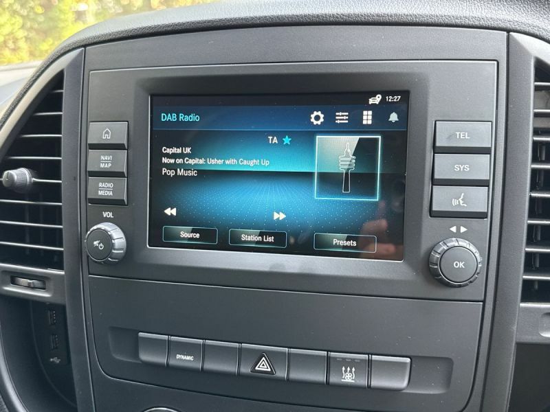 Mercedes-Benz eVito 100Kwh Premium Tourer Double Cab Silver #35
