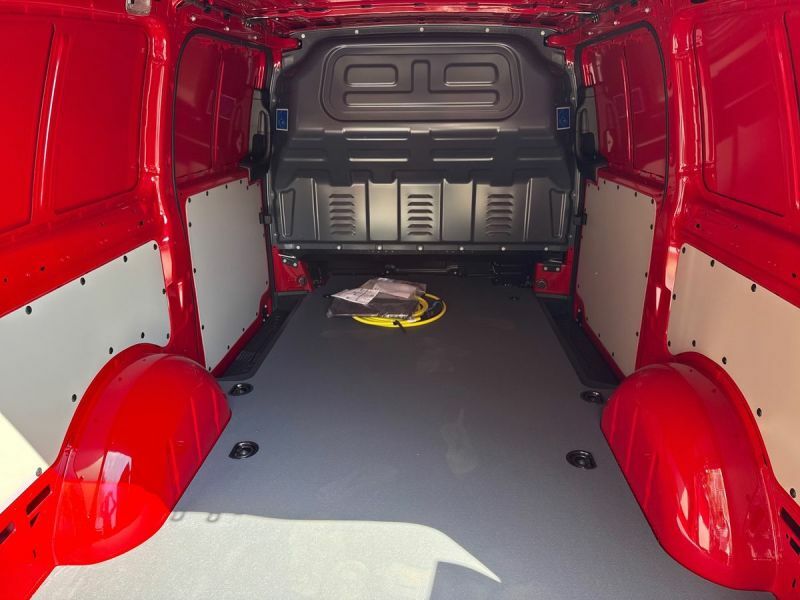 Mercedes-Benz eVito 100Kwh Premium Tourer Double Cab Silver #14