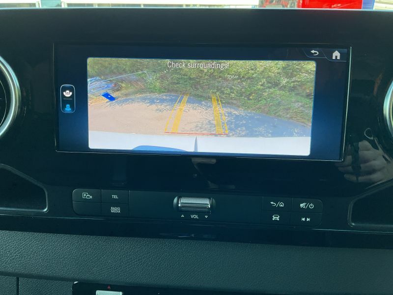 Mercedes-Benz Sprinter 3.5T H2 Pro Van 9G-tronic Blue #40