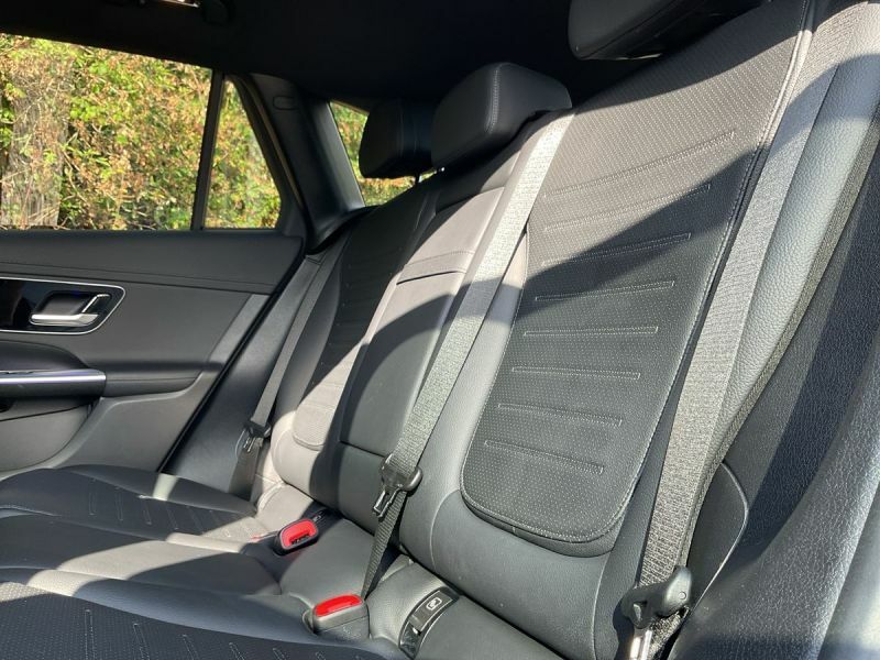 Mercedes-Benz GLC Class Glc 300 Amg Line Premium De 4M A Blue #90