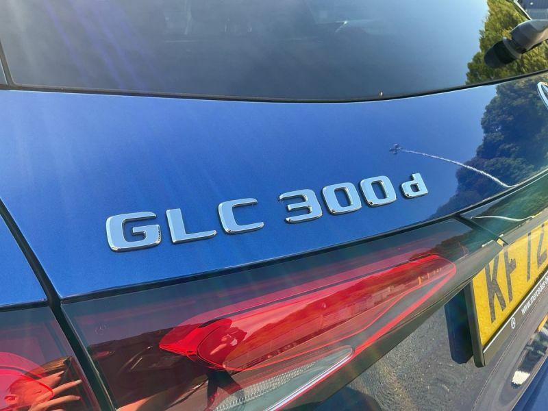 Mercedes-Benz GLC Class Glc 300 Amg Line Premium De 4M A Blue #23