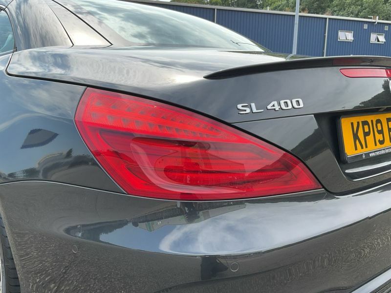 Mercedes-Benz SL Class Amg Line Blue #22