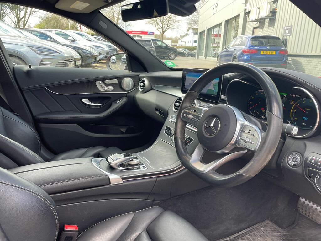 Mercedes-Benz C Class 2.0 C300de 13.5Kwh Amg Line Night Edition Premium Red #5