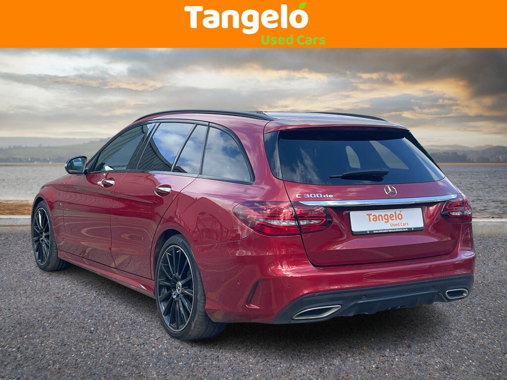 Mercedes-Benz C Class 2.0 C300de 13.5Kwh Amg Line Night Edition Premium Red #2
