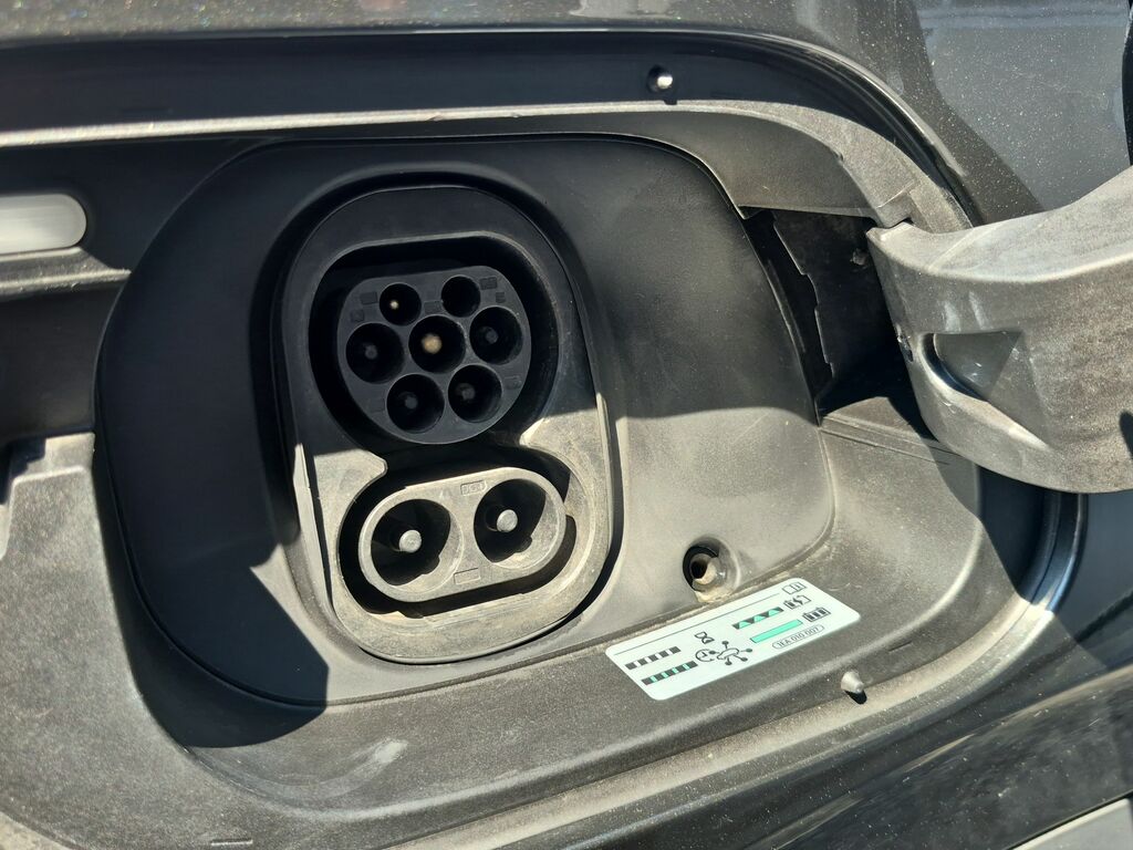 Volkswagen ID.4 150Kw Family Pro Performance 77Kwh Grey #22