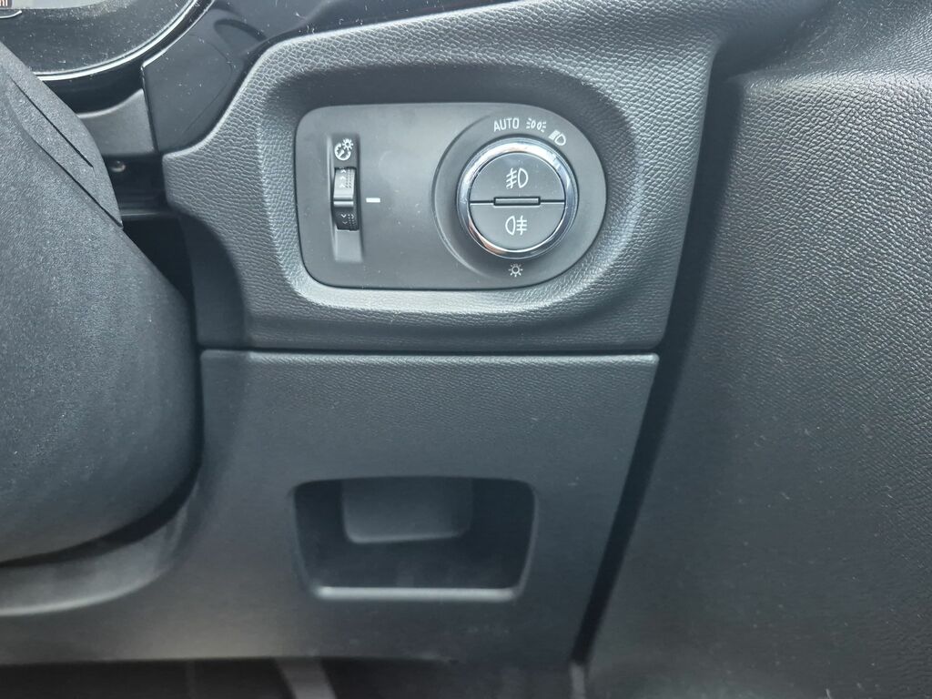 Vauxhall Corsa-e Elite Nav Orange #44