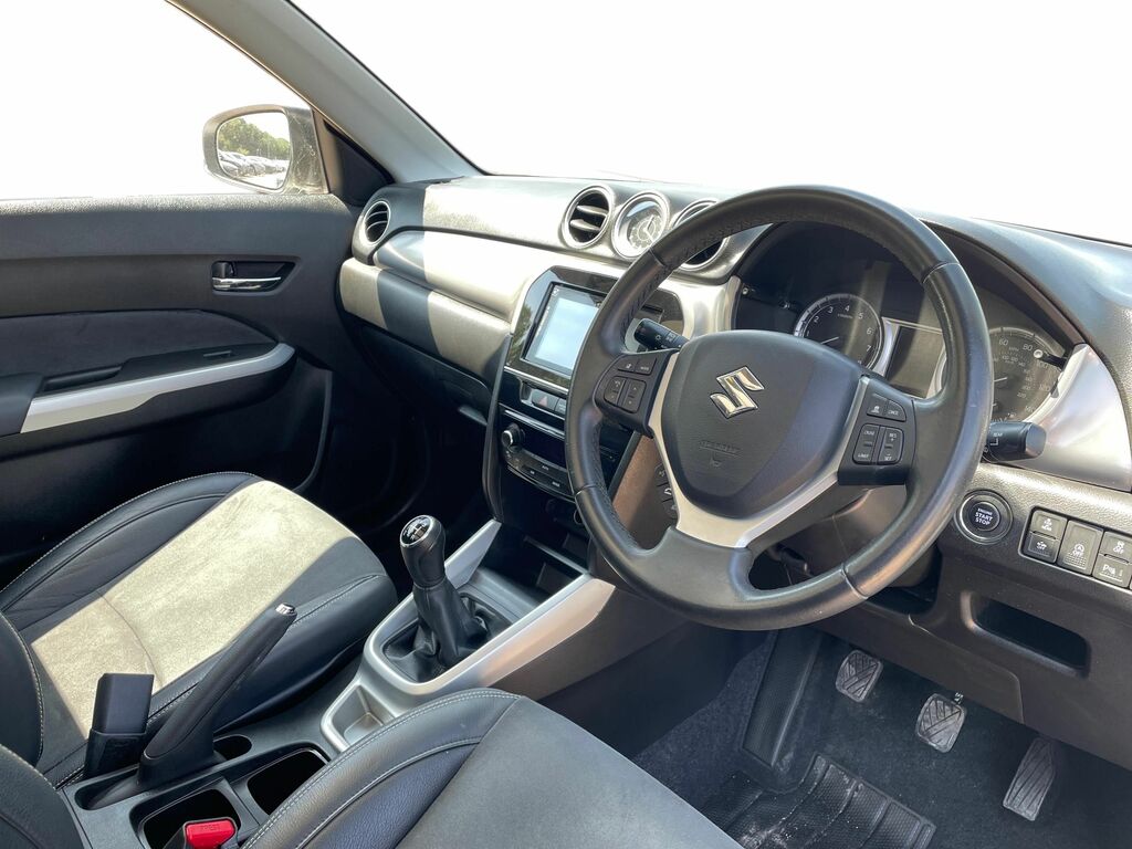 Suzuki Vitara 1.6 Sz5 Euro 6 S S White #5