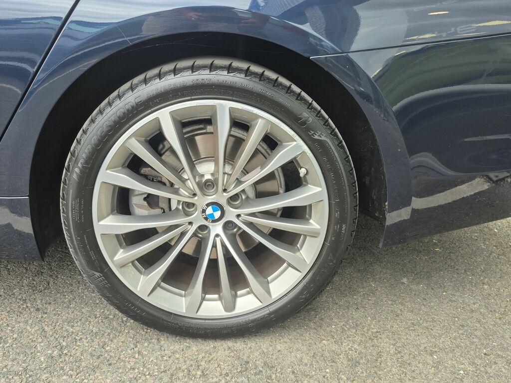 BMW 5 Series M Sport Blue #16