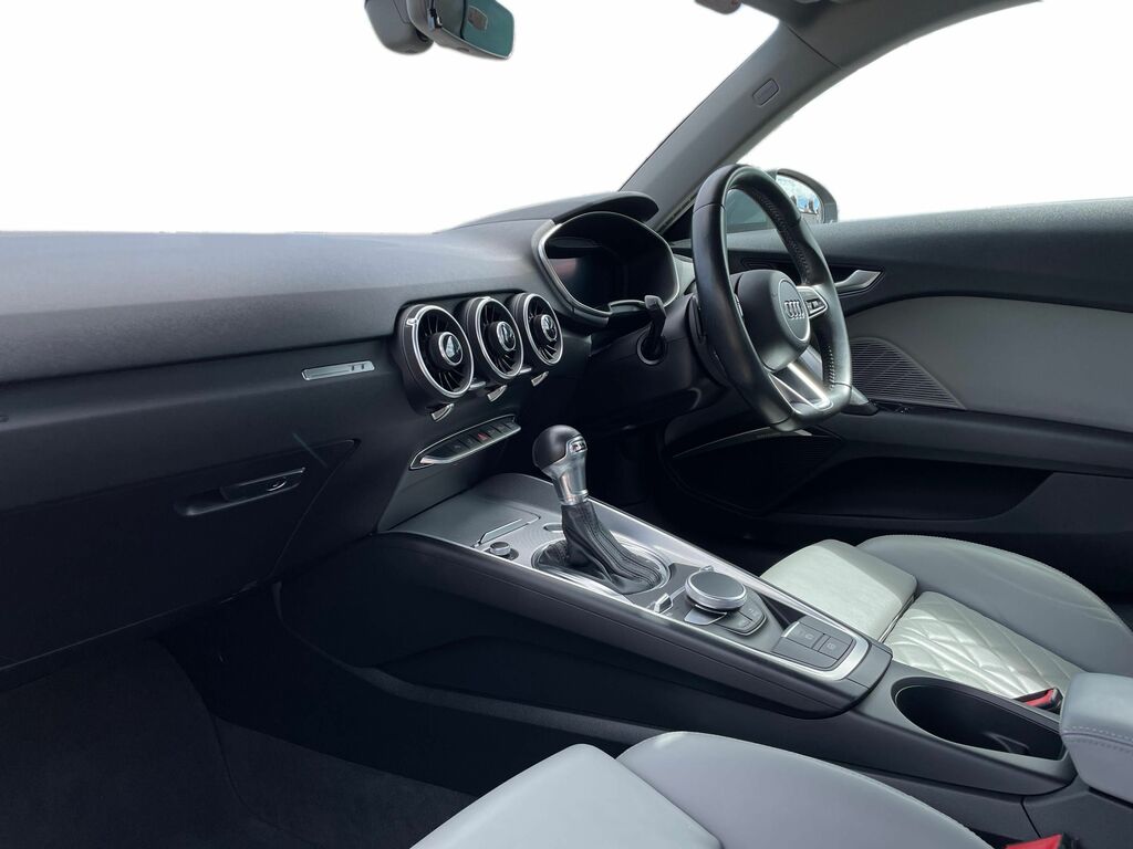 Audi TT Audi Tt Coupe 2.0 Tdi Ultra S Line Coupe Di... Red #8