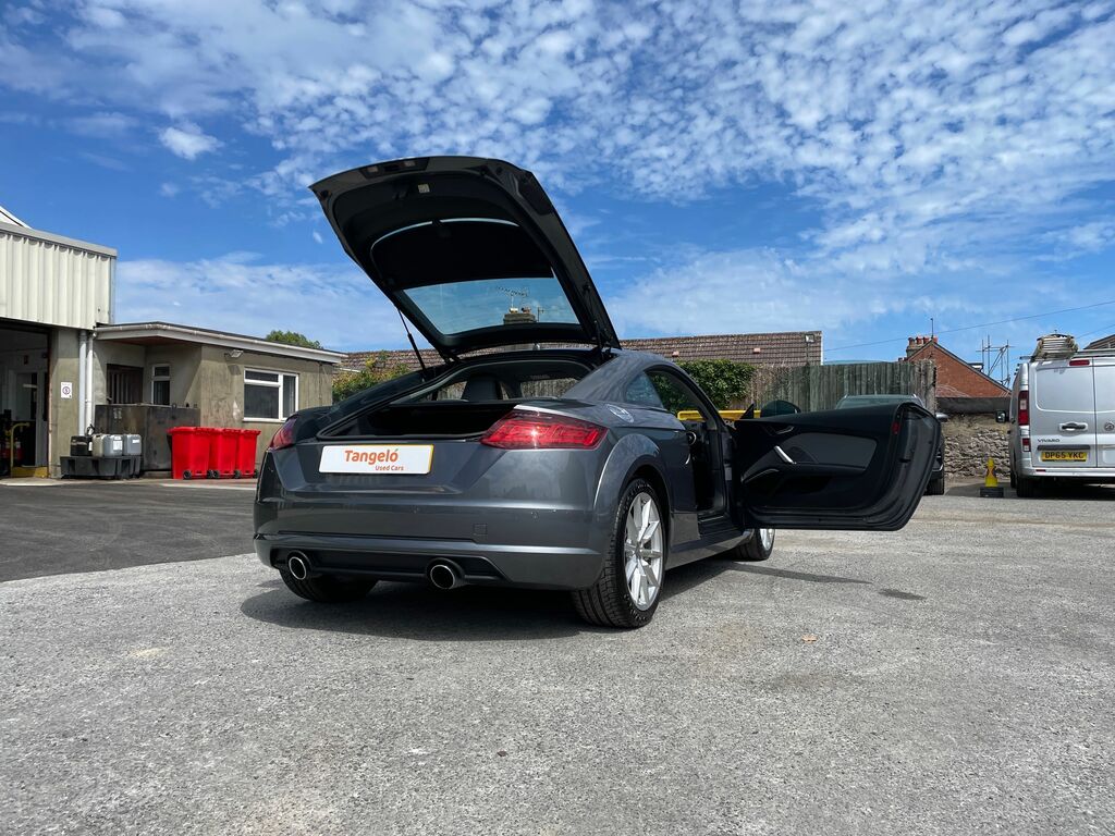 Audi TT Audi Tt Coupe 2.0 Tdi Ultra S Line Coupe Di... Red #18