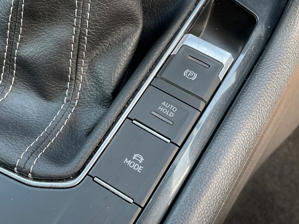Volkswagen Tiguan Elegance Black #39