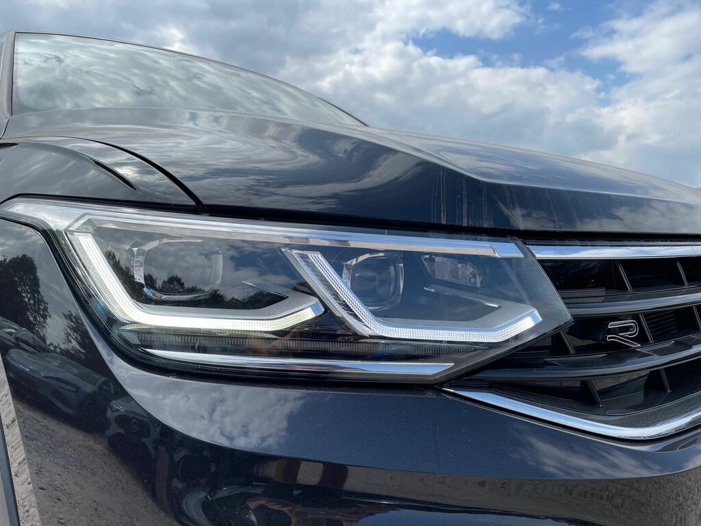 Volkswagen Tiguan Elegance Black #26