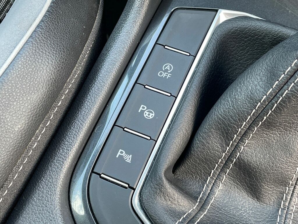 Volkswagen Tiguan Elegance Black #38