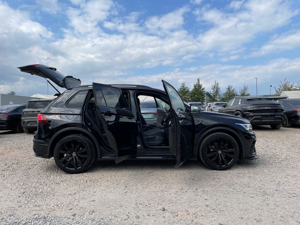 Volkswagen Tiguan Elegance Black #16