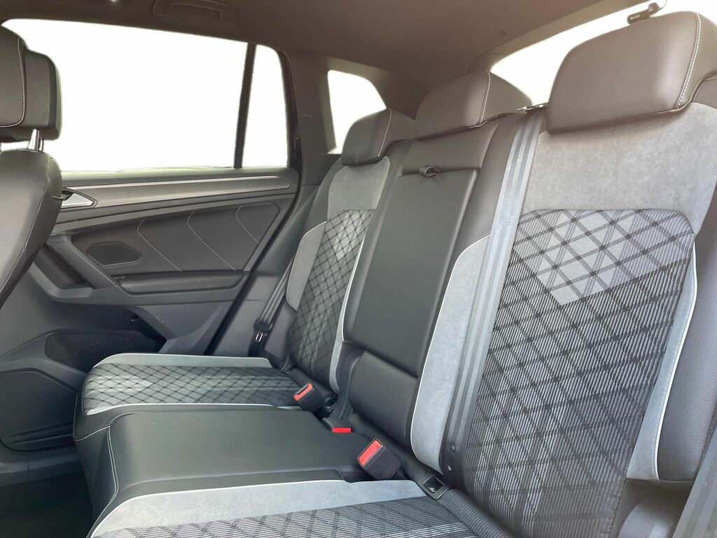 Volkswagen Tiguan Elegance Black #10