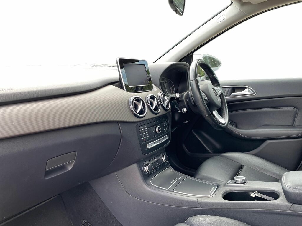 Mercedes-Benz B Class B 180 Sport Beige #9