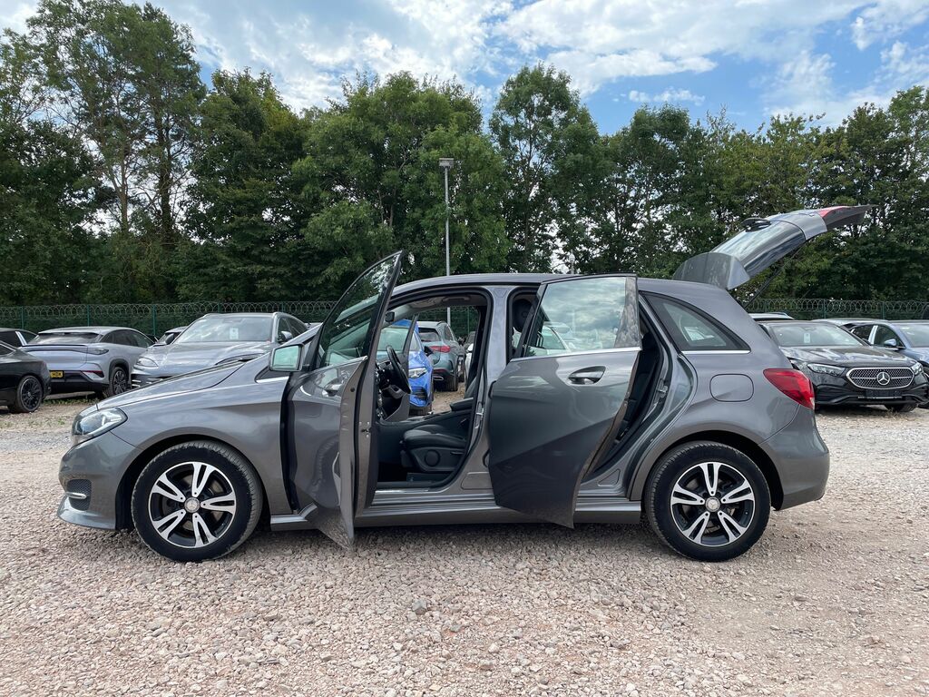 Mercedes-Benz B Class B 180 Sport Beige #17