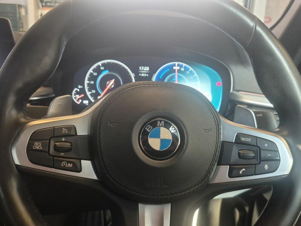 BMW 5 Series 520D M Sport Grey #23