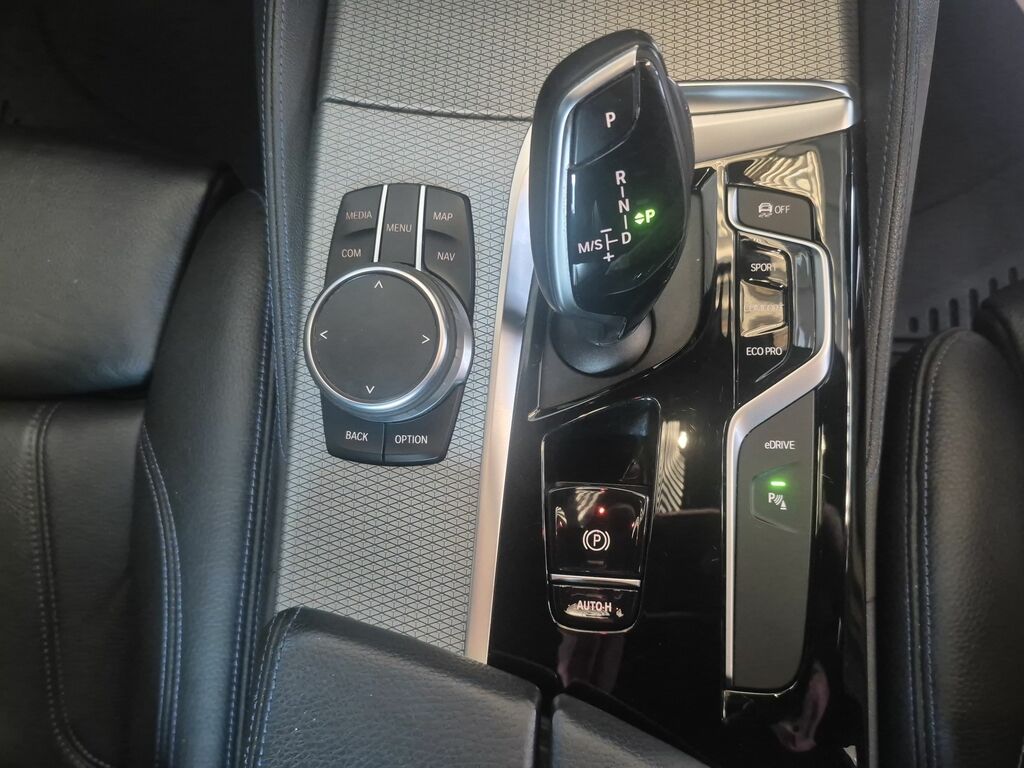 BMW 5 Series 520D M Sport Grey #18