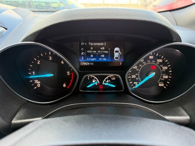 Ford Kuga 1.5 Tdci St-line 2Wd Silver #10